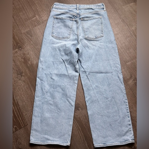 High Waist Wide Leg Jeans - Picture 2 of 4